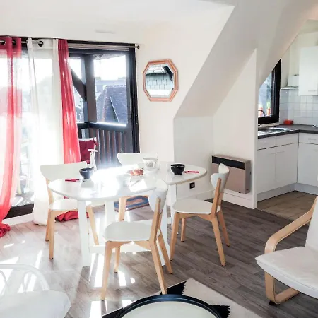 Les Jardins Du Yacht Club-3 By Interhome * Deauville