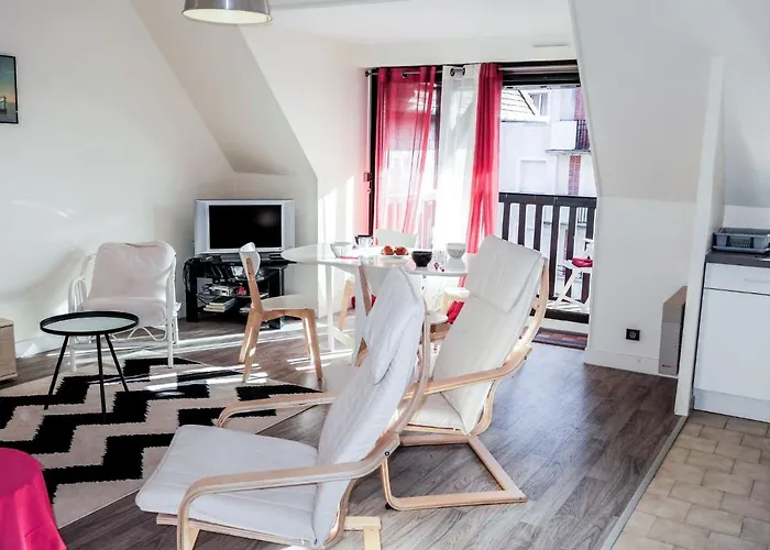 Les Jardins Du Yacht Club-3 By Interhome Apartamento Deauville